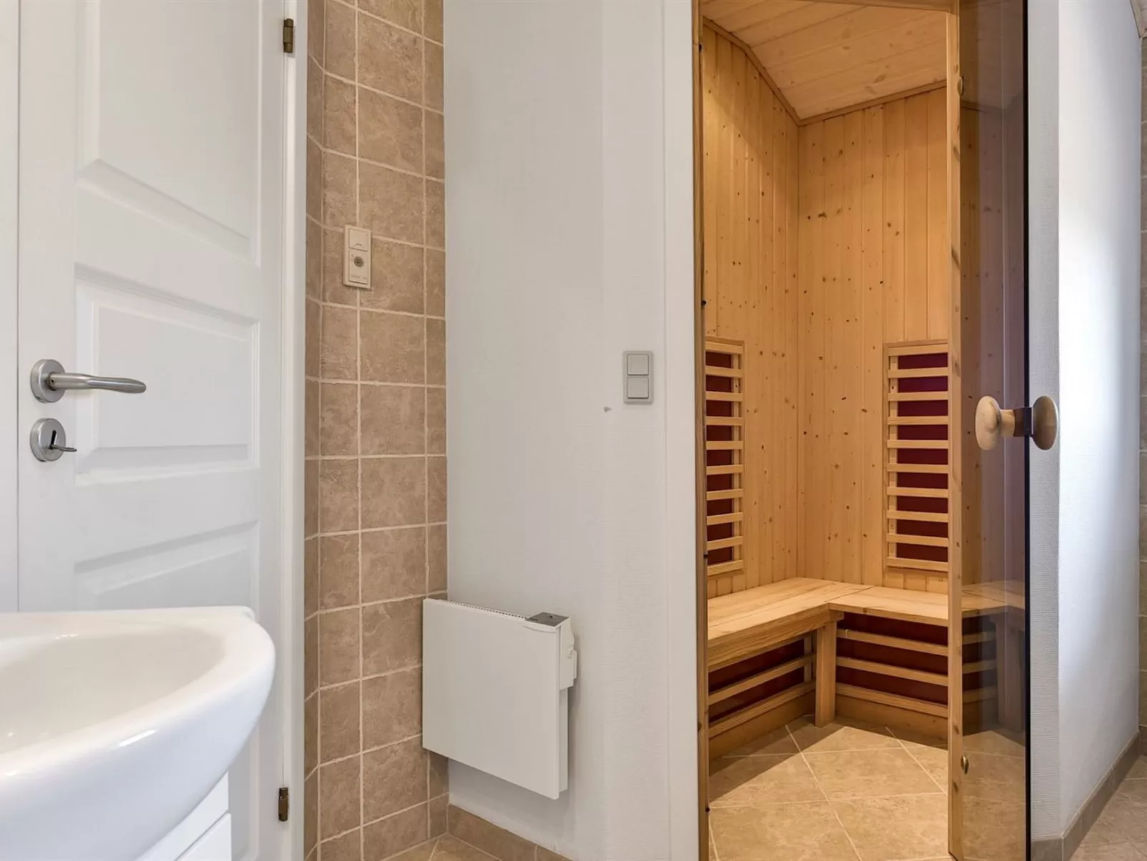 "Bara" - 600m from the sea-Inside