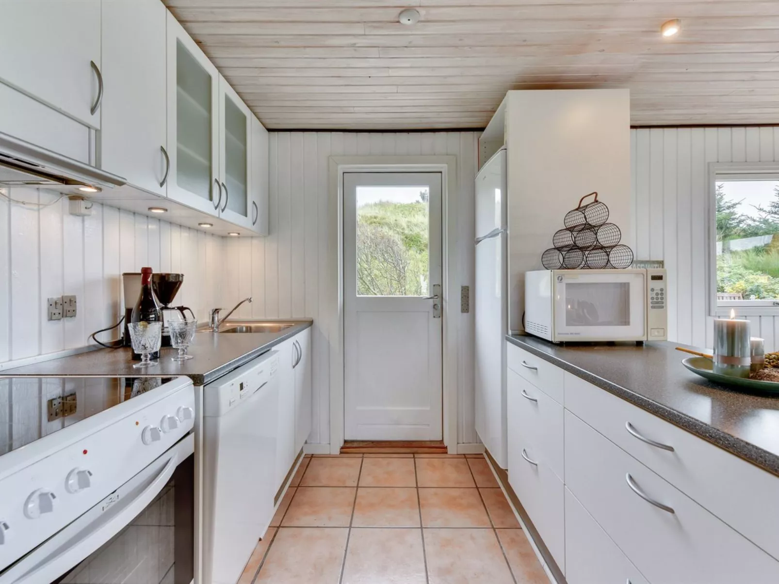 "Hélène" - 400m from the sea-Inside