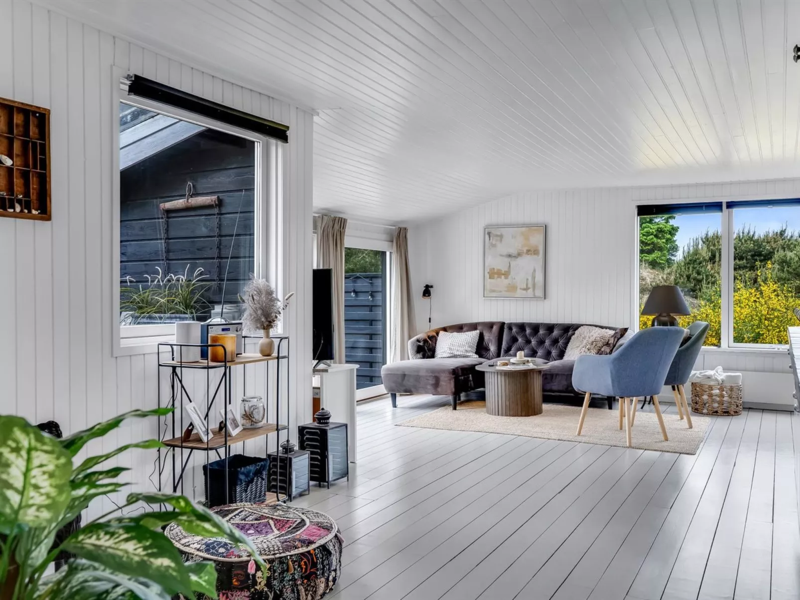 "Noralee" - 3.5km from the sea-Inside