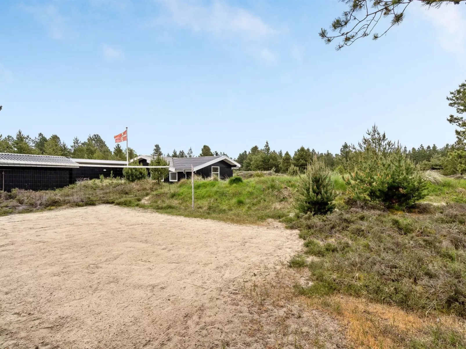 "Fredrikka" - 3.9km from the sea-Outside