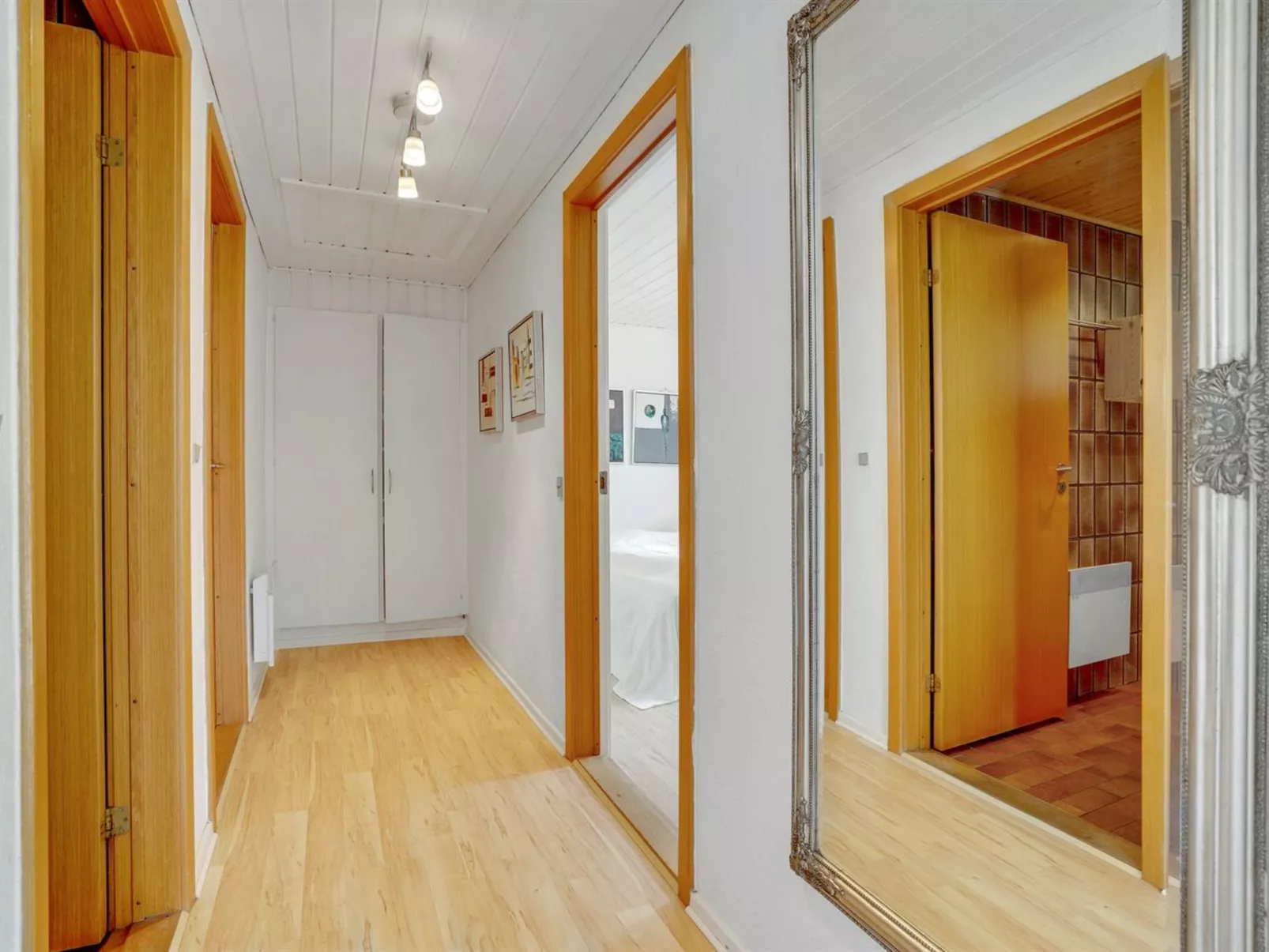 "Naumka" - 200m to the fjord-Dedans