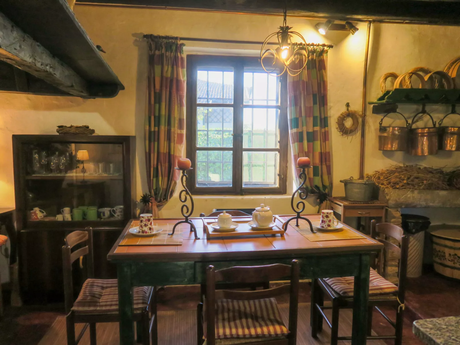 Casa del Ligustro-Inside