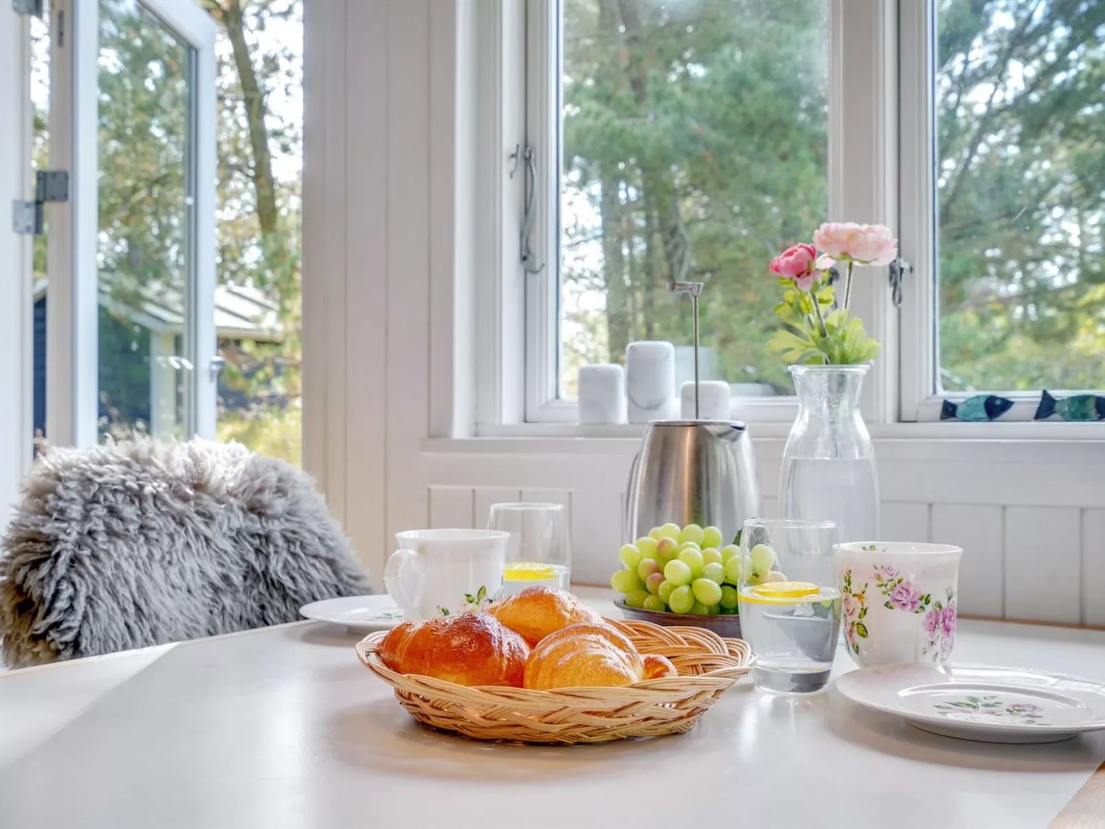 "Pilvi" -  from the sea-Drinnen