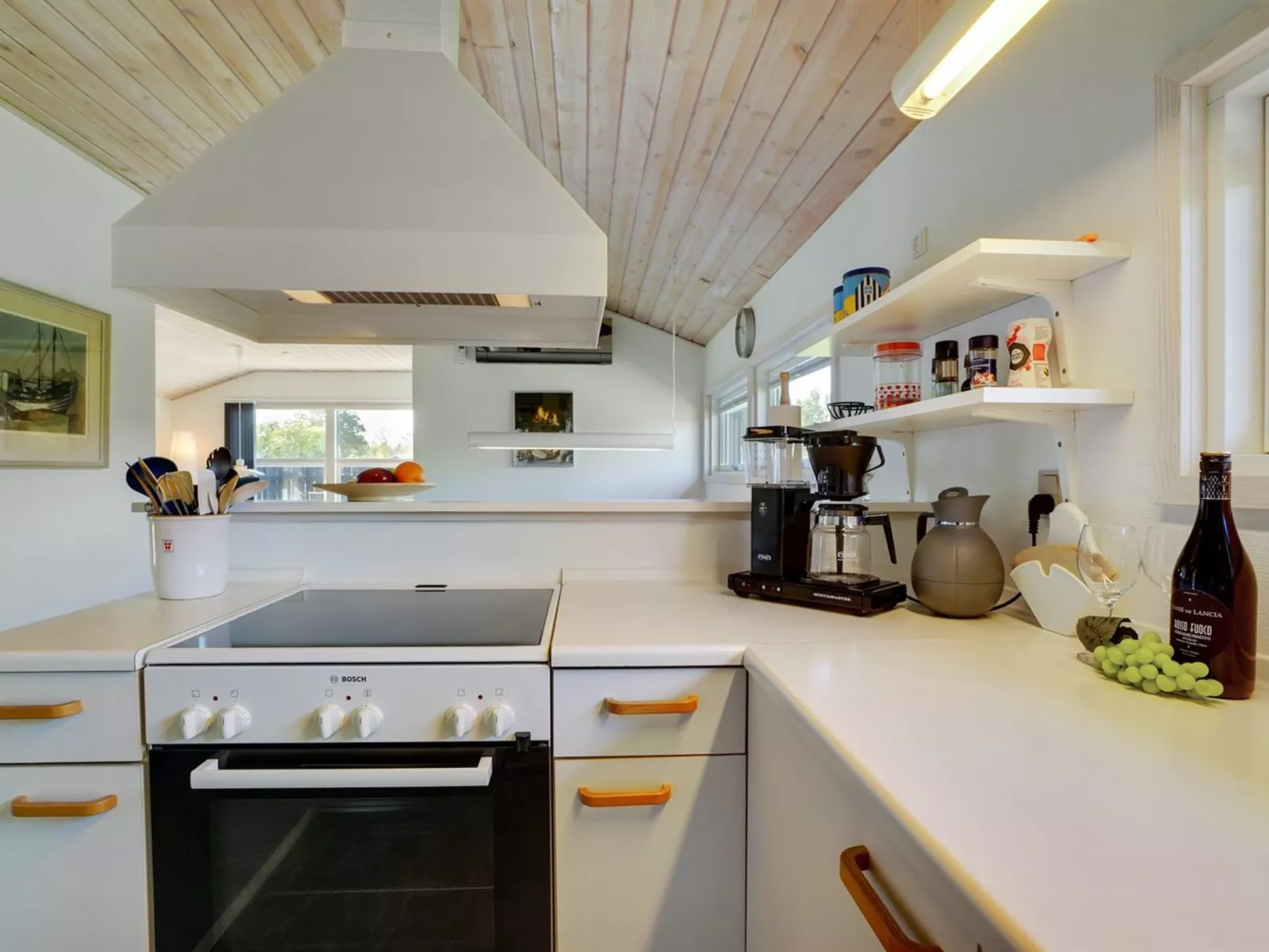 "Ordan" - 800m from the sea-Inside