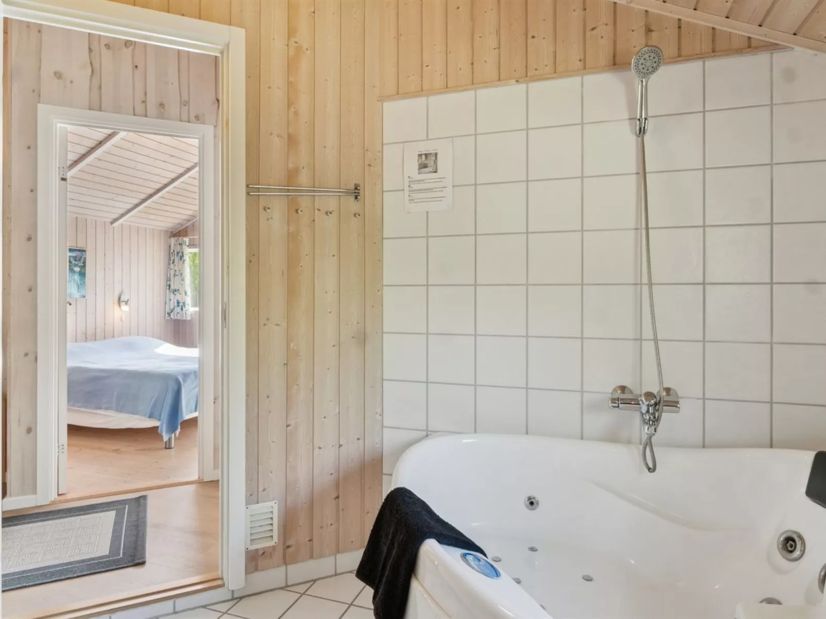 "Sophi" - 425m from the sea-Dedans