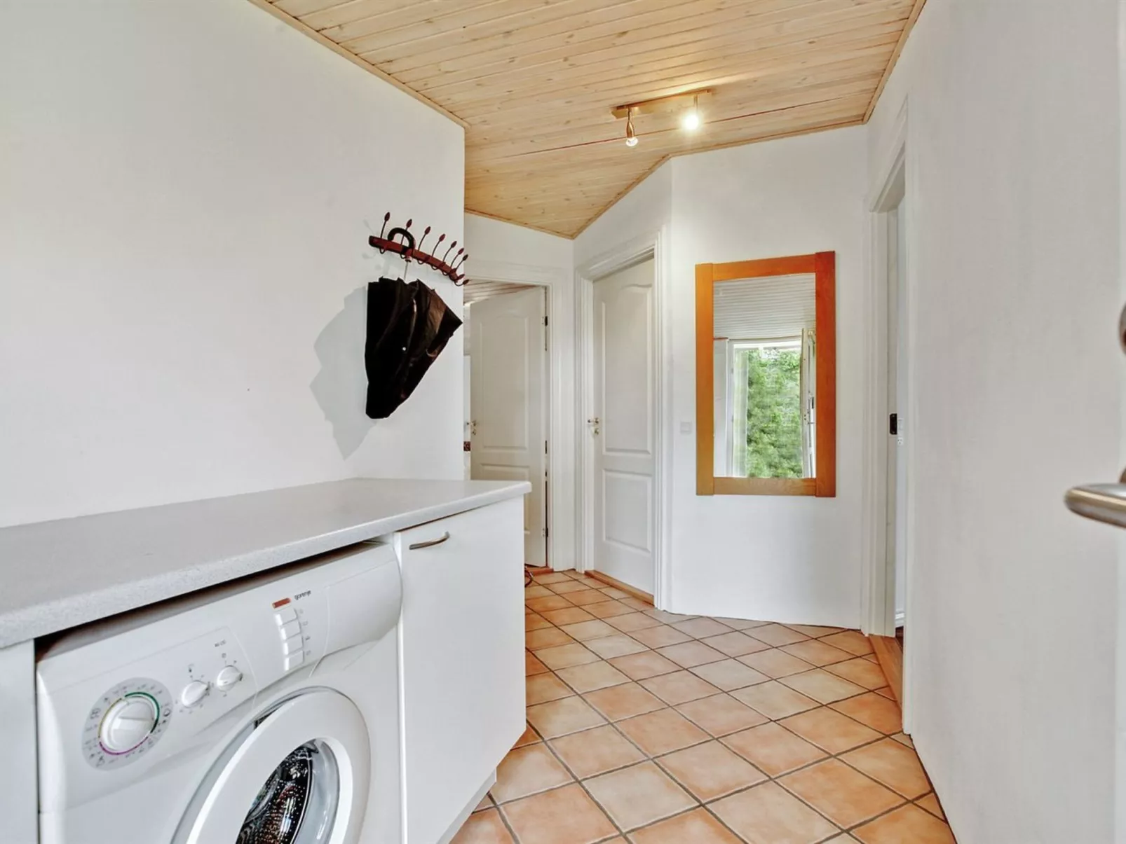 "Andersen" - 827m from the sea-Dedans