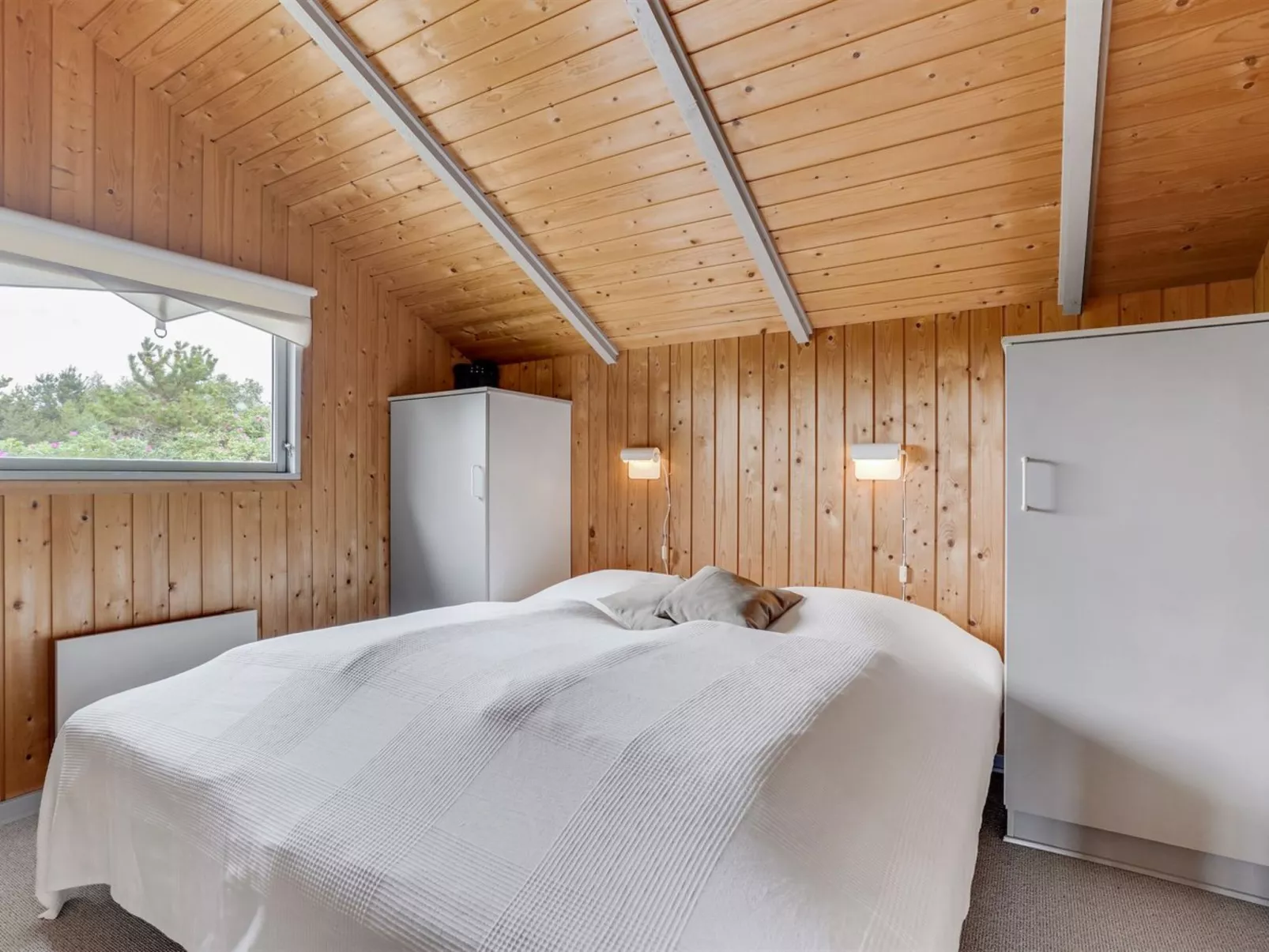 "Bryniulf" - 1.8km from the sea-Inside