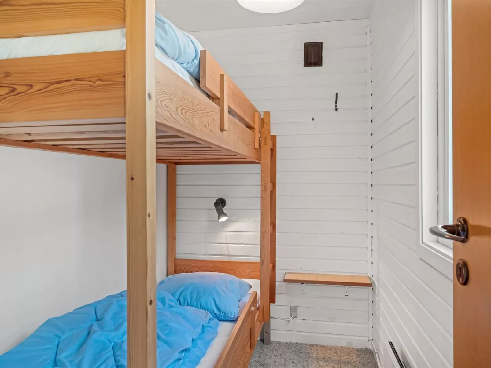 "Imgert" - 300m to the fjord-Inside