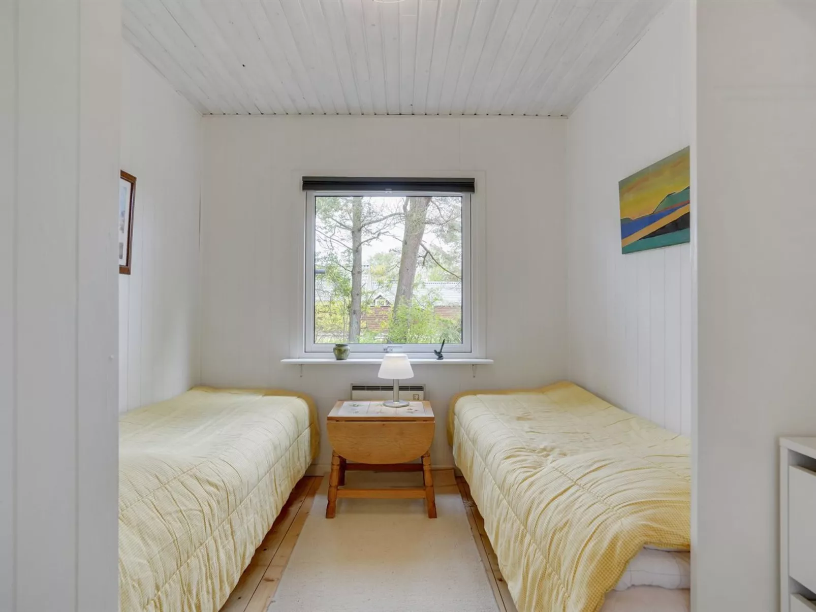 "Elny" - 500m to the fjord-Inside