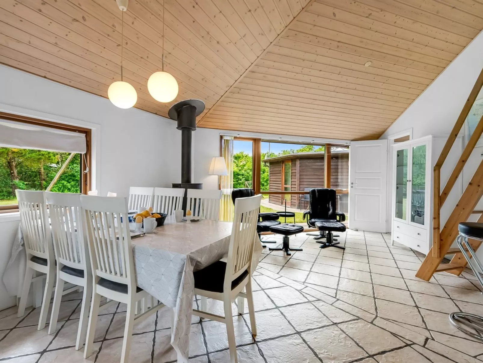 "Reiner" - 300m to the fjord-Dedans