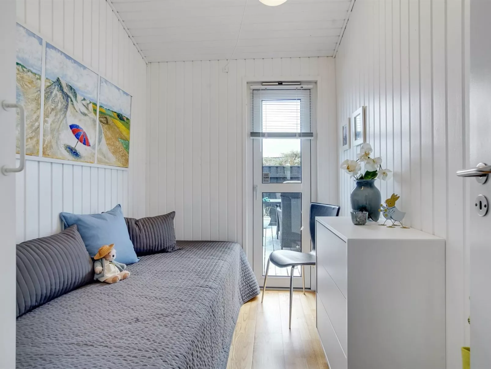 "Arwen" - 200m from the sea-Inside