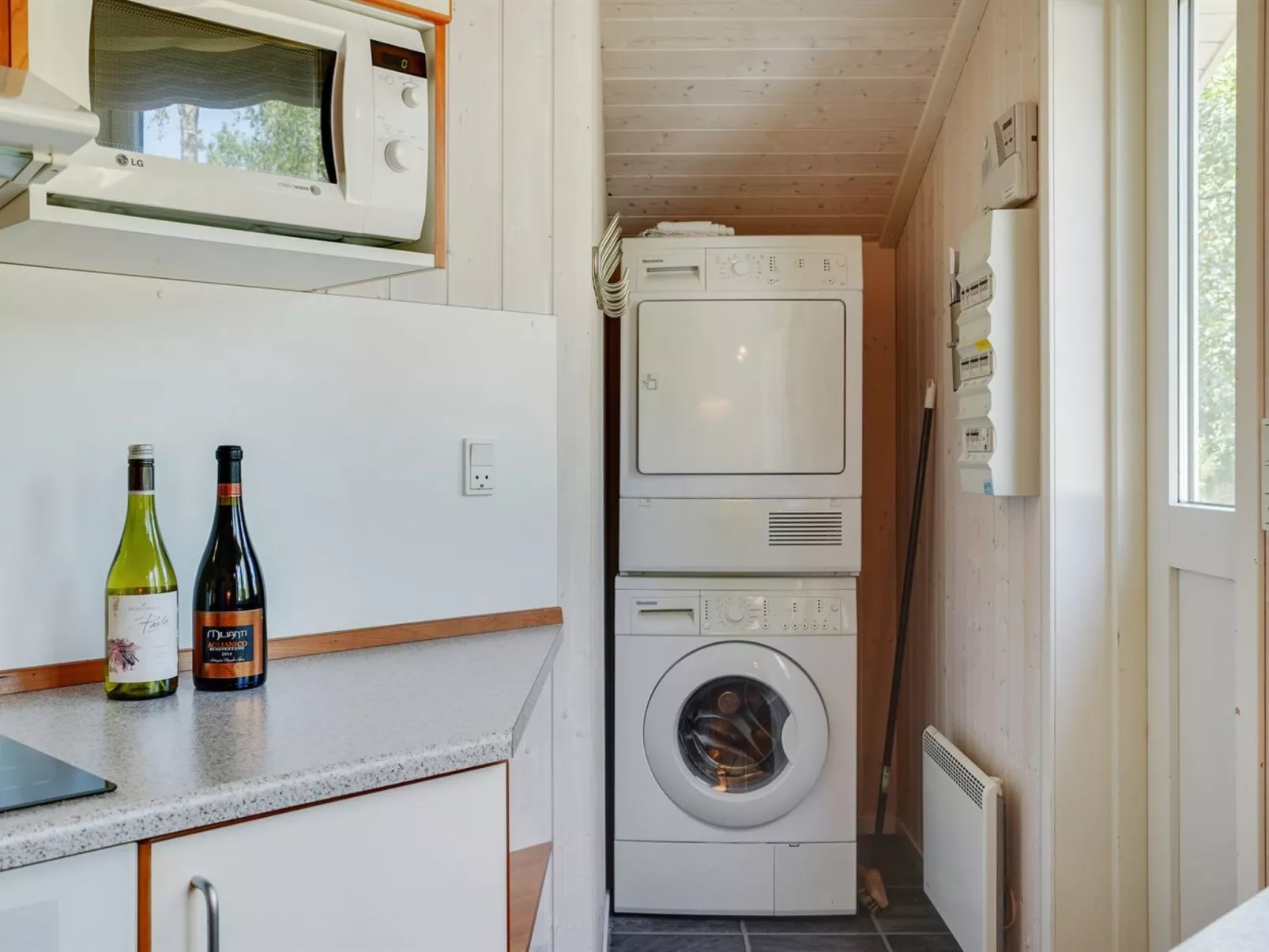 "Ros" - 350m from the sea-Inside