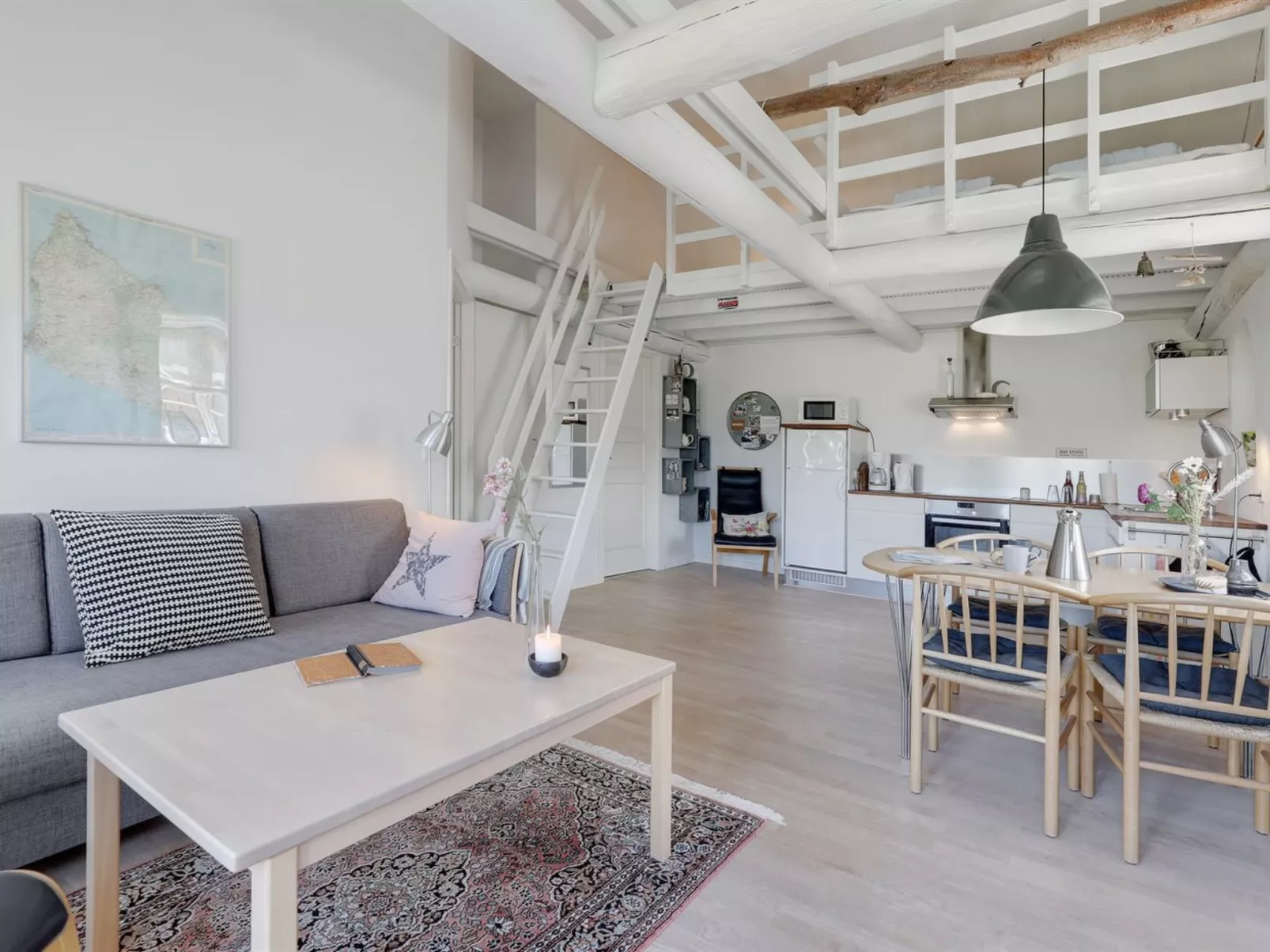 "Antine" - 6km from the sea-Drinnen