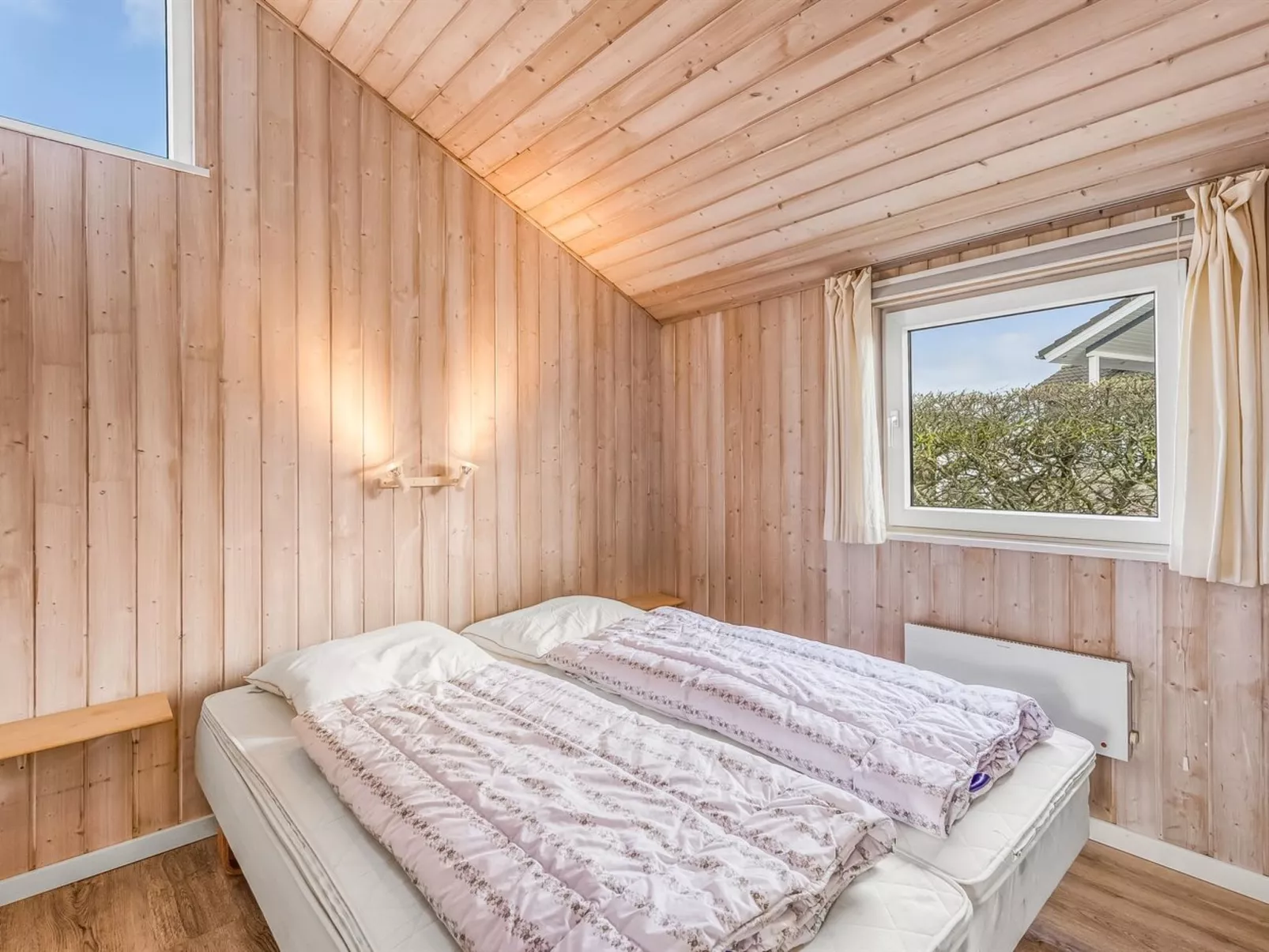 "Loviisa" - 300m to the fjord-Dedans