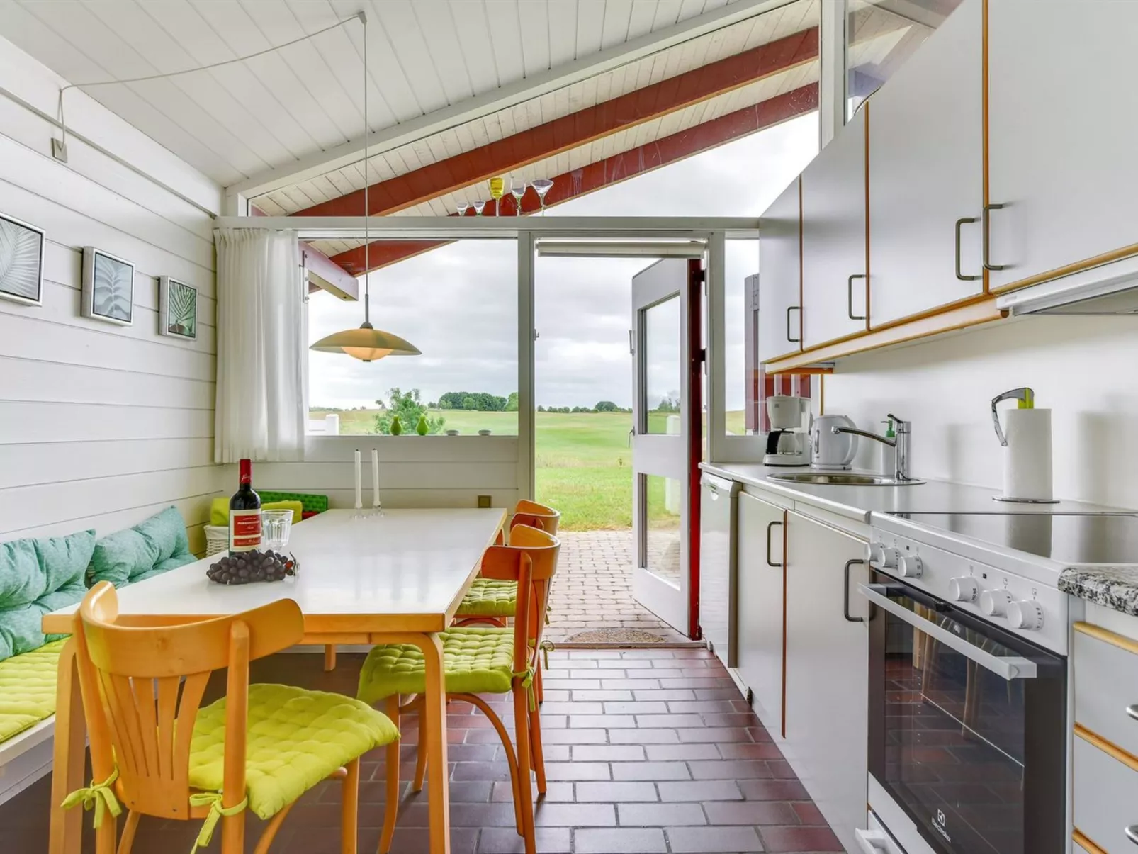 "Ditte" - 300m from the sea-Dedans