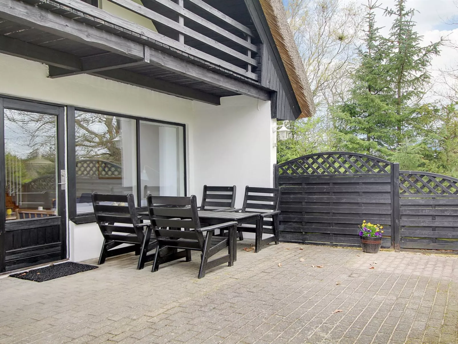 "Rigitte" - 1.5km from the sea-Outside