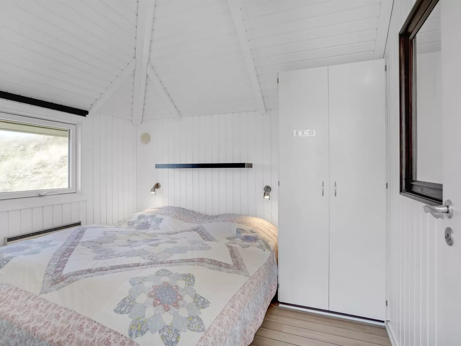 "Saku" - 495m to the fjord-Drinnen