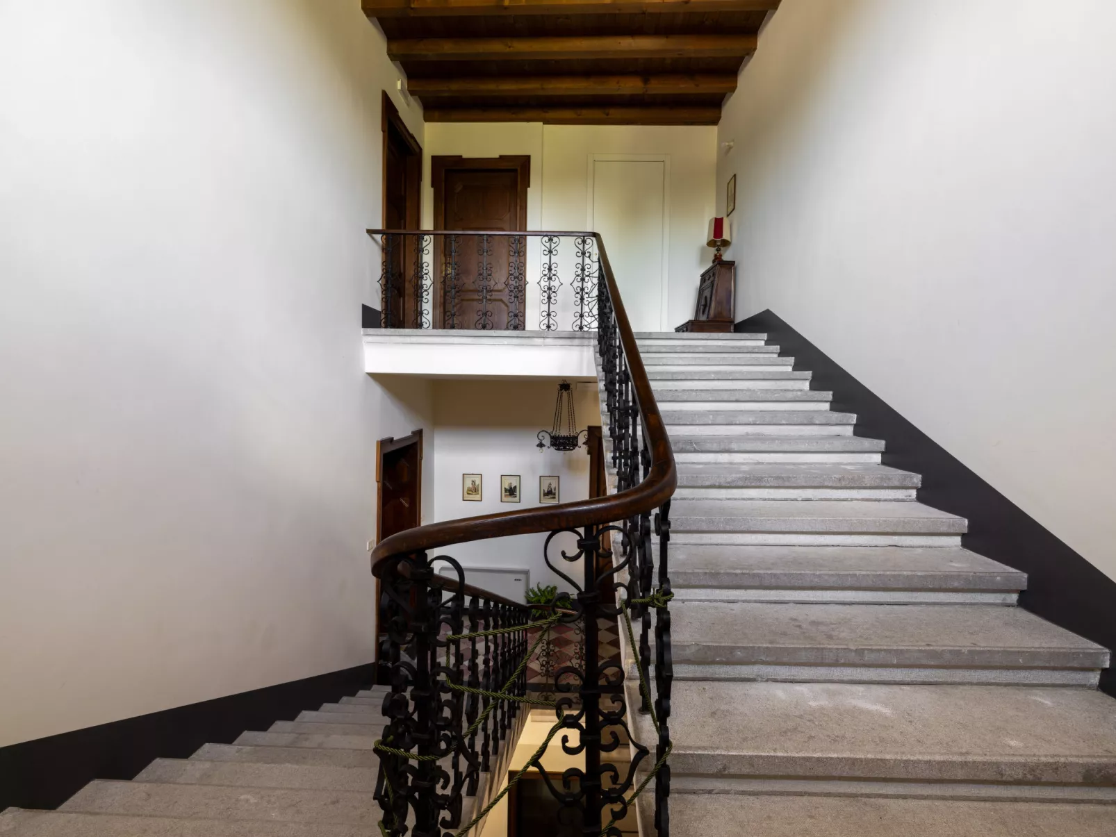 Winery Villa Vitas (App. 5)-Inside