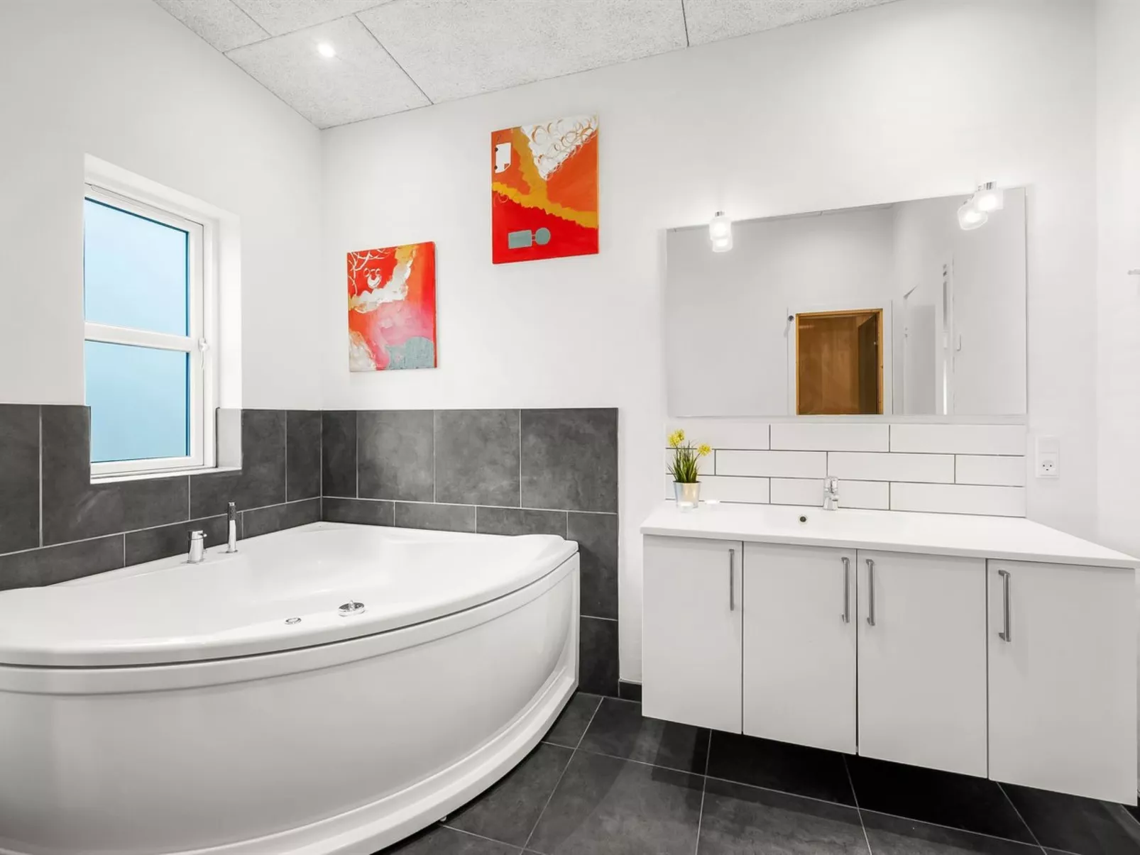 "Jarven" - 500m to the fjord-Dedans