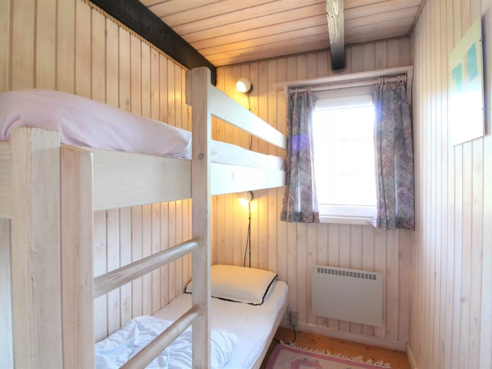 "Arita" - 250m from the sea-Inside