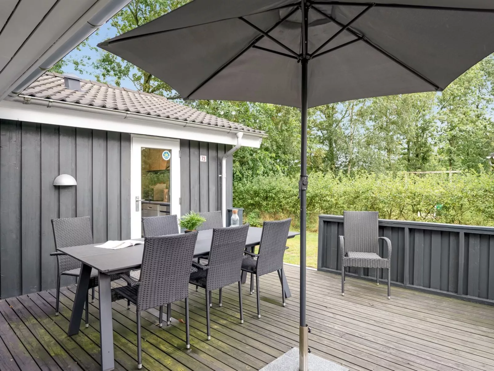 "Gurly" - 25km from the sea-Outside