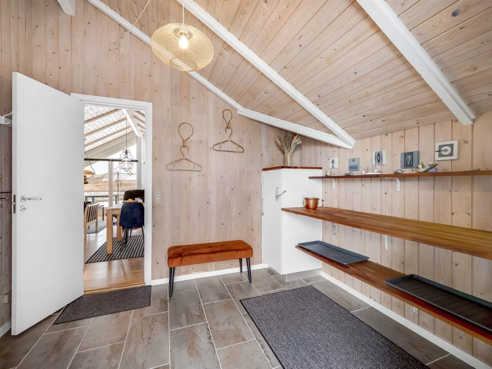 "Doris" - 150m from the sea-Dedans