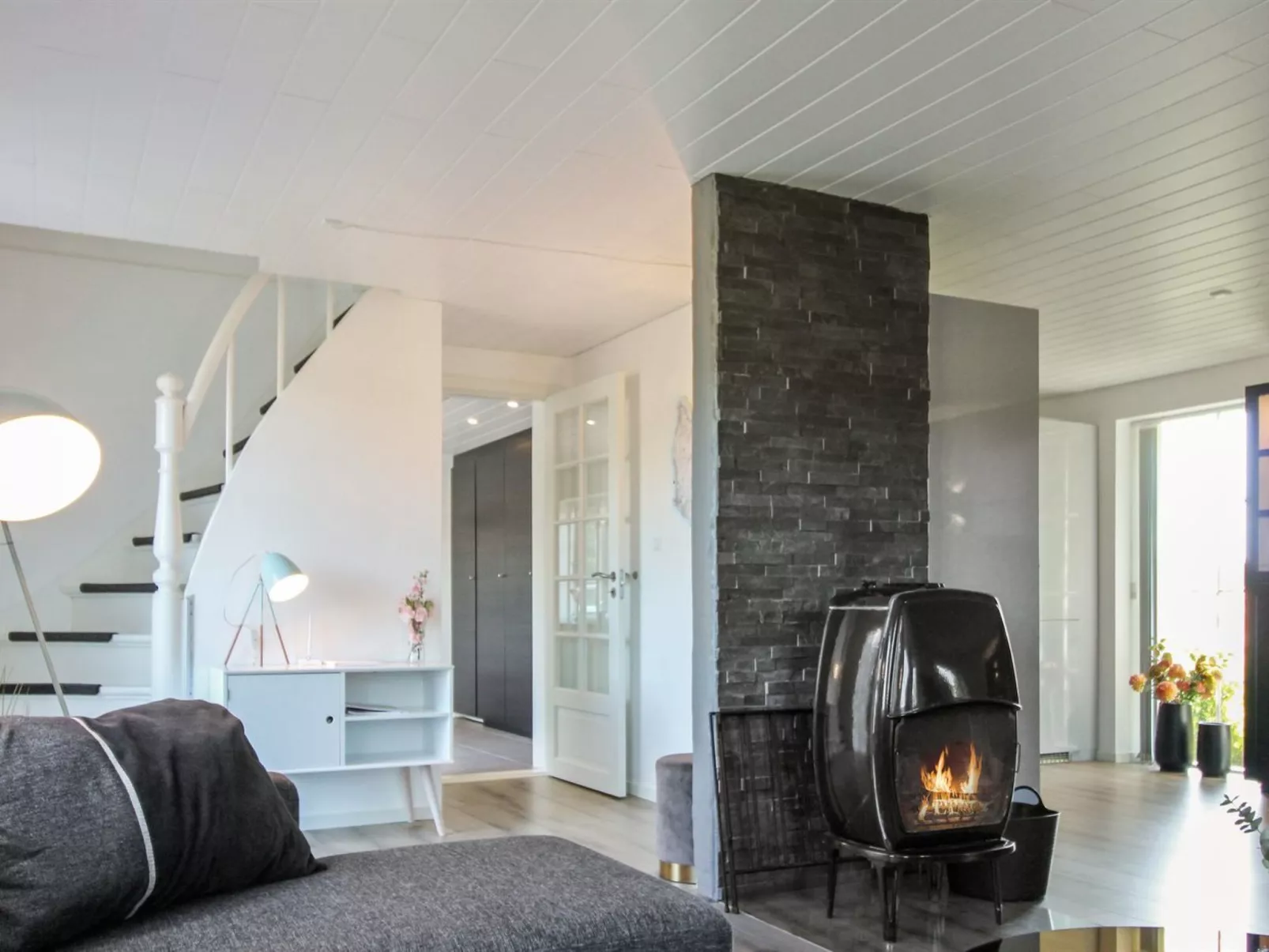 "Rask" - 3km from the sea-Inside