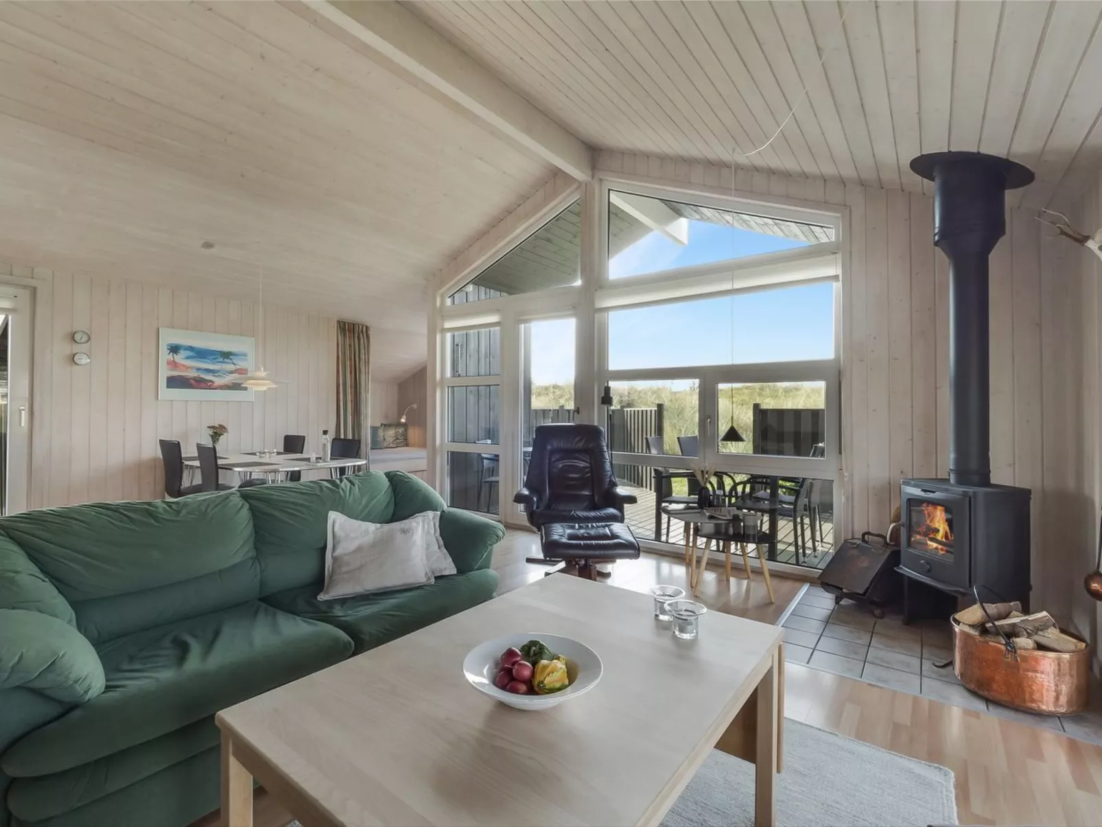 "Suometar" - 400m from the sea-Inside