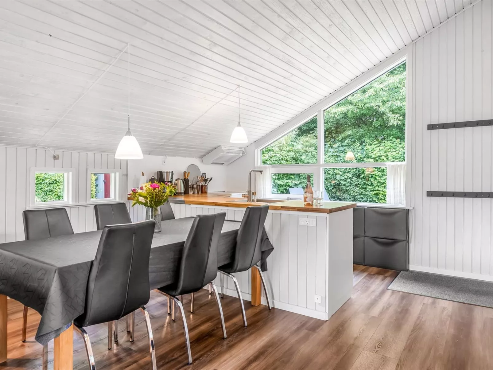 "Corinna" - 28km from the sea-Drinnen