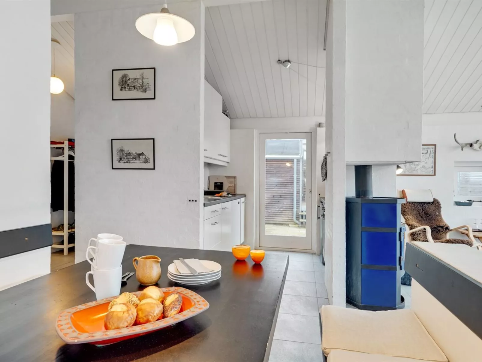 "Gundborg" - 100m from the sea-Drinnen