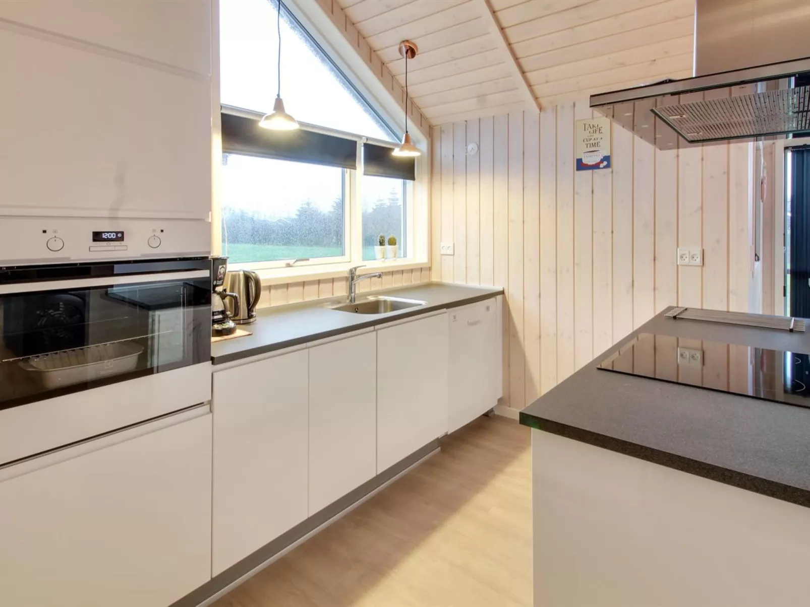 "Gertrude" - 1.1km to the fjord-Inside