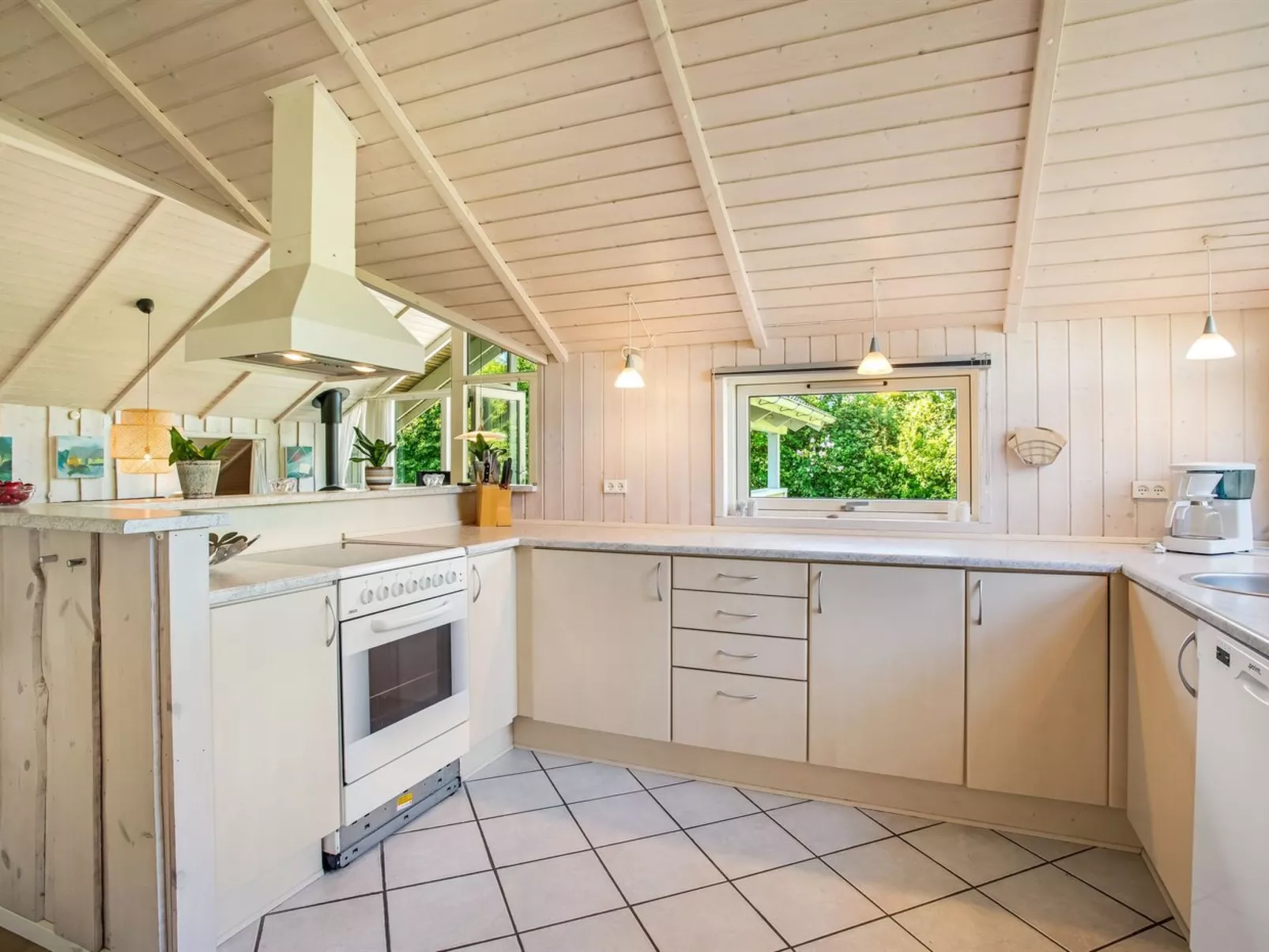 "Isving" - 1.1km to the fjord-Inside