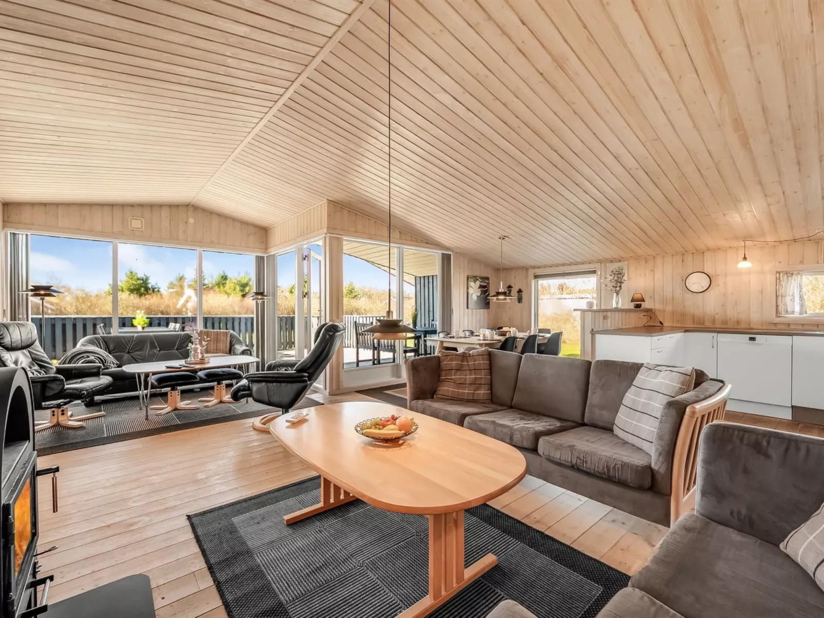 "Benjamina" - 530m to the fjord-Dedans