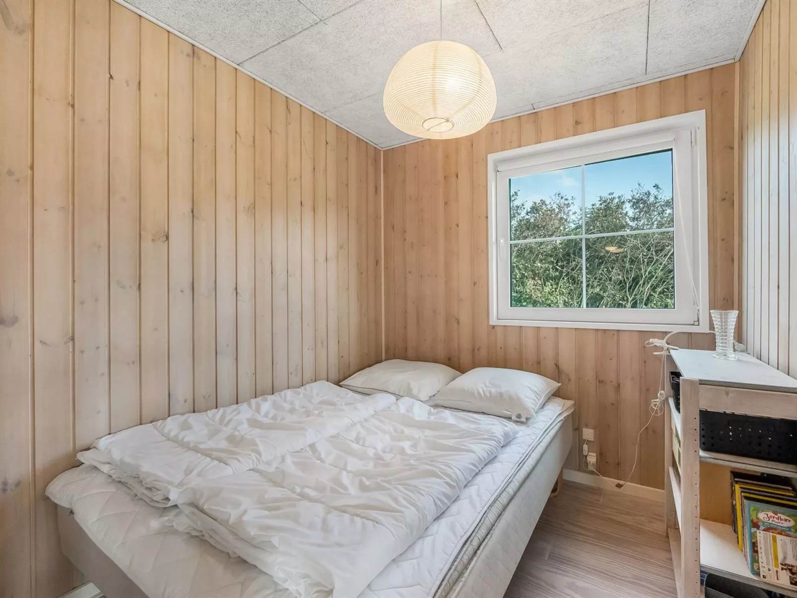 "Holm" - 700m to the fjord-Inside