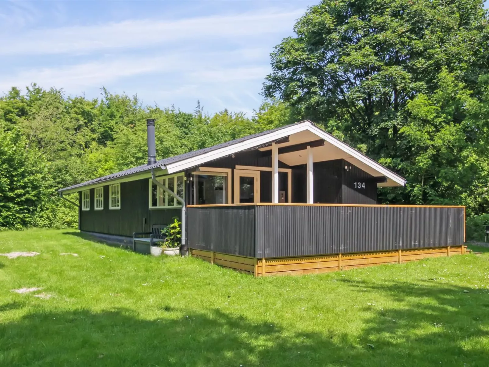 "Jutta" - 28km from the sea-Outside