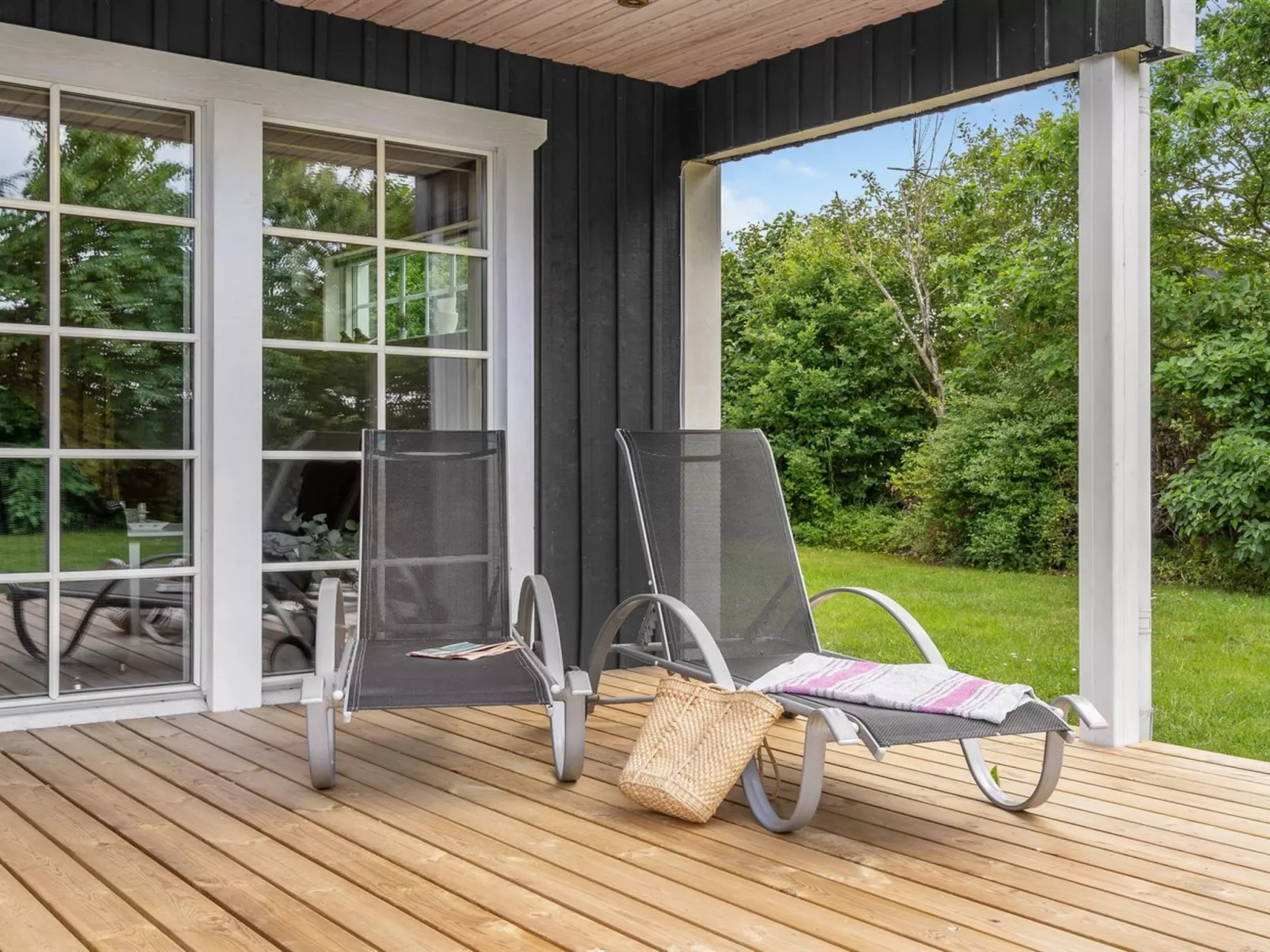 "Adelia" - 850m to the fjord-Dehors