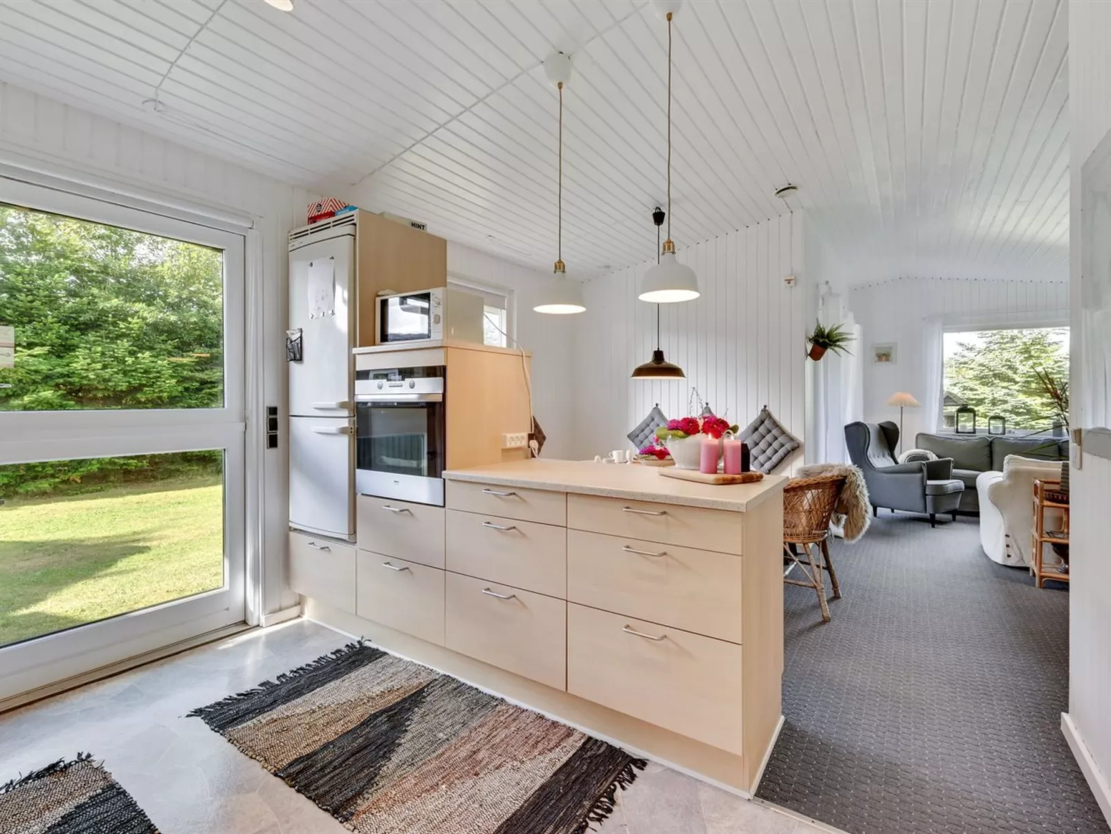 "Cristal" - 400m to the fjord-Inside