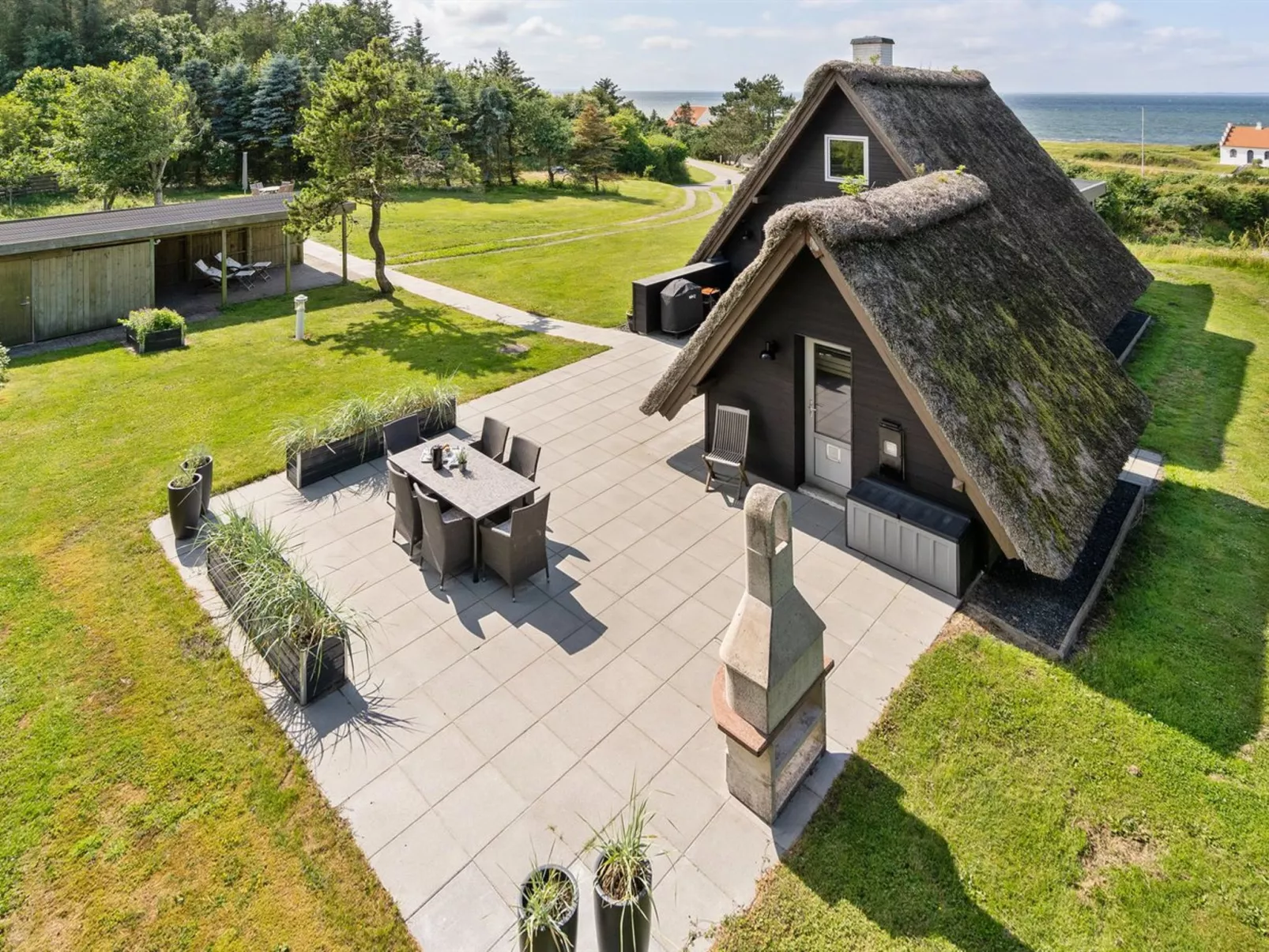 "Aranja" - 300m to the fjord-Outside