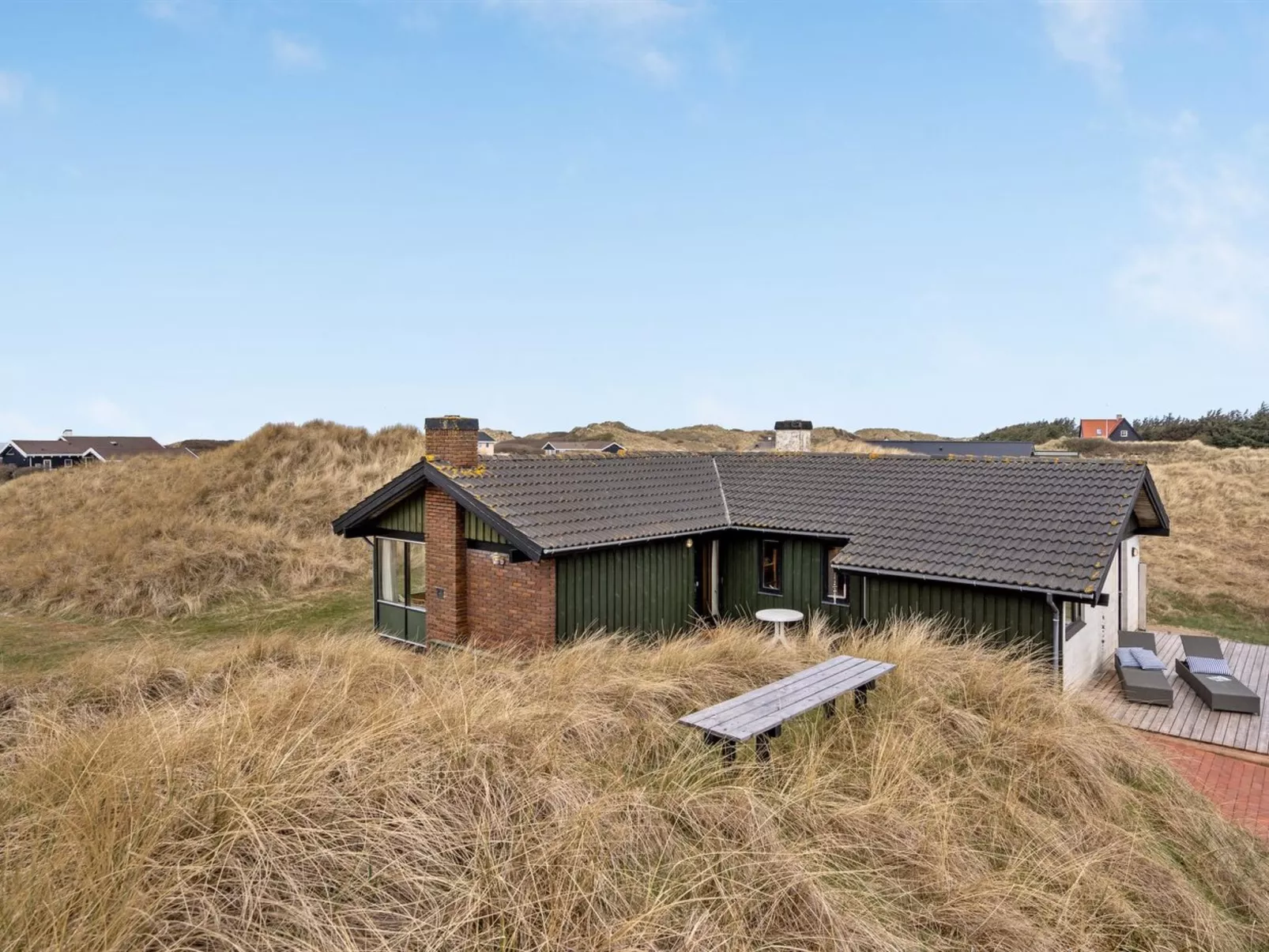 "Thorid" - 200m from the sea-Outside