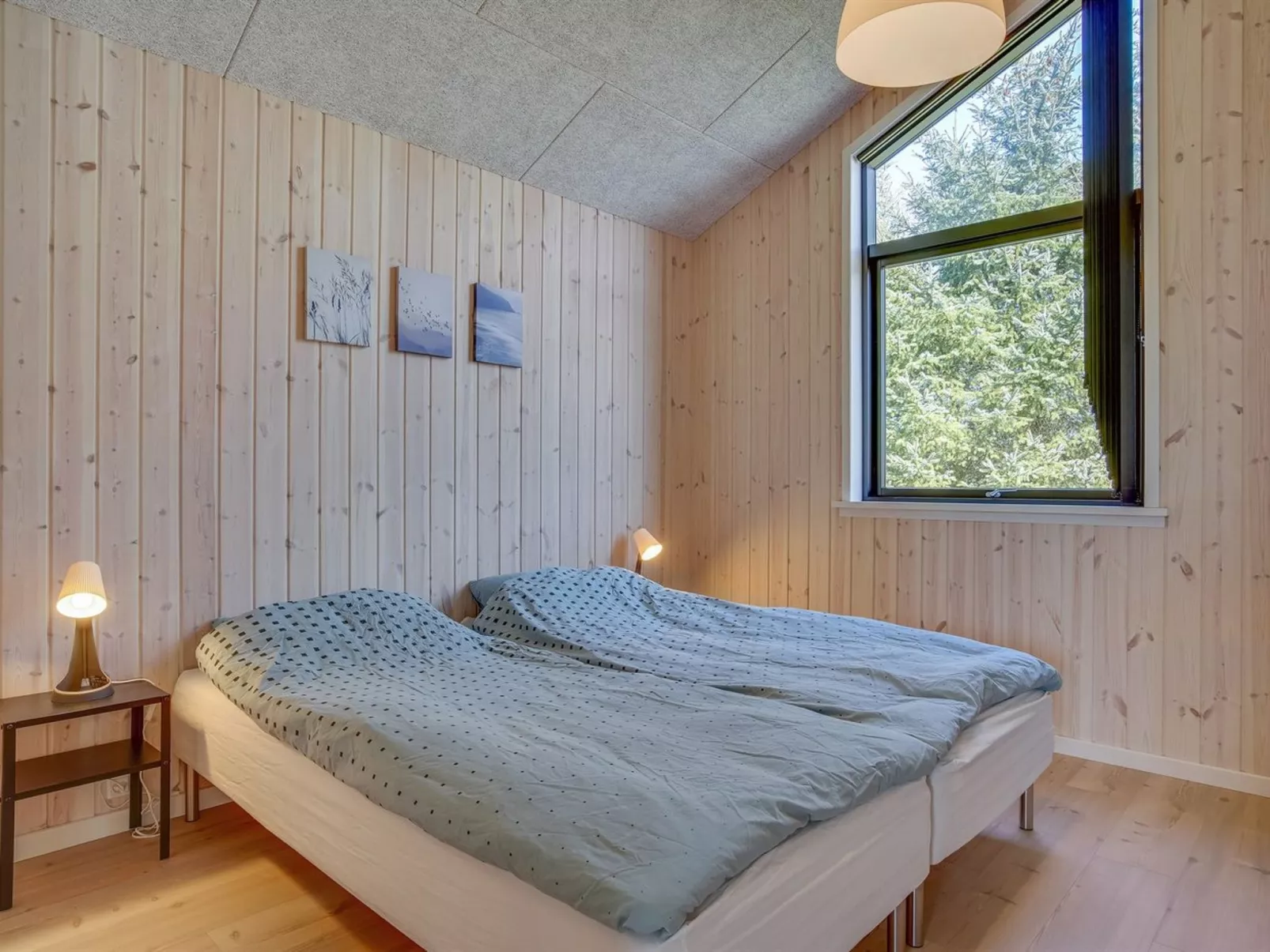 "Bentine" - 1.6km from the sea-Drinnen