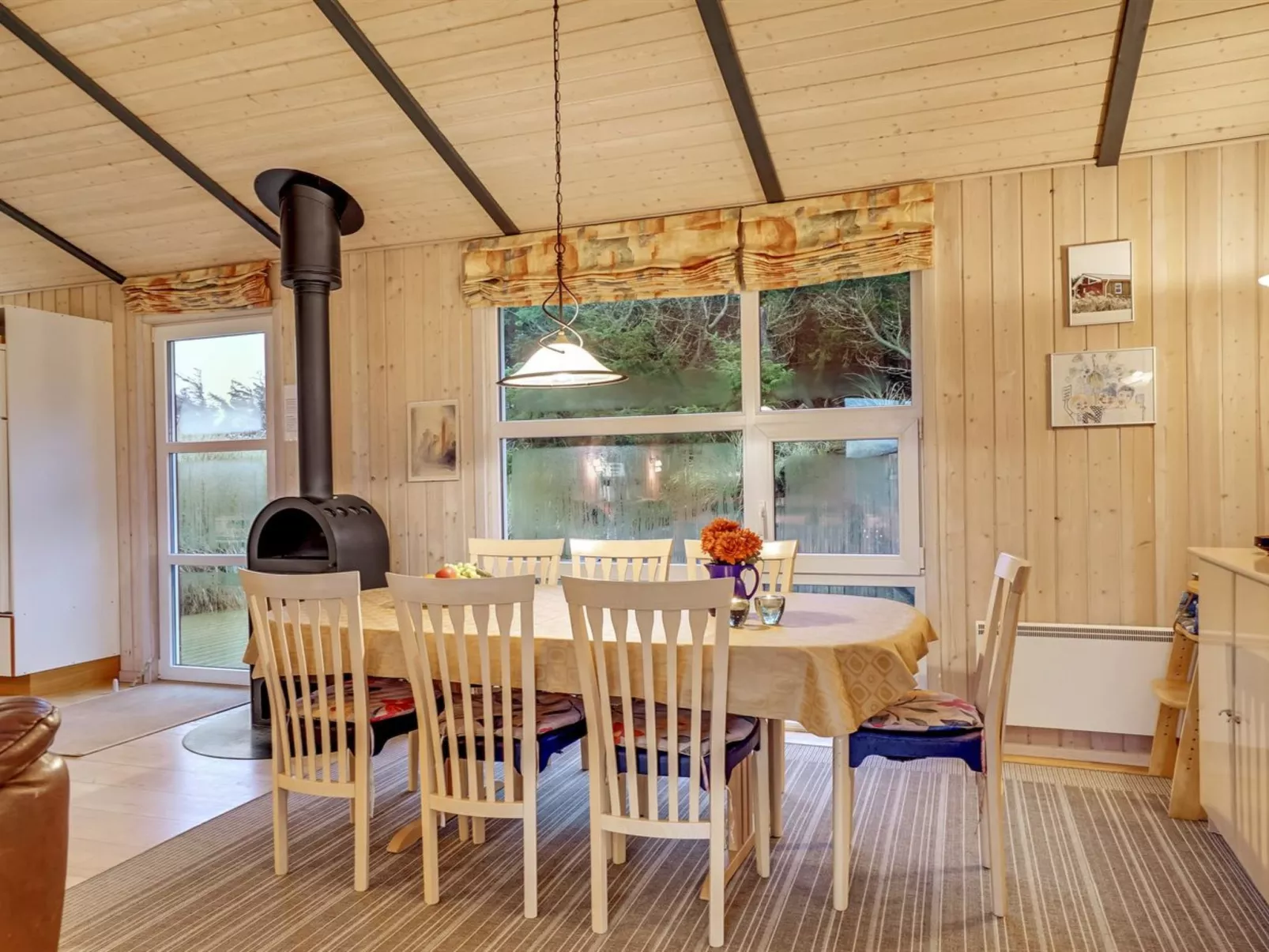 "Sighwarth" - 350m from the sea-Inside