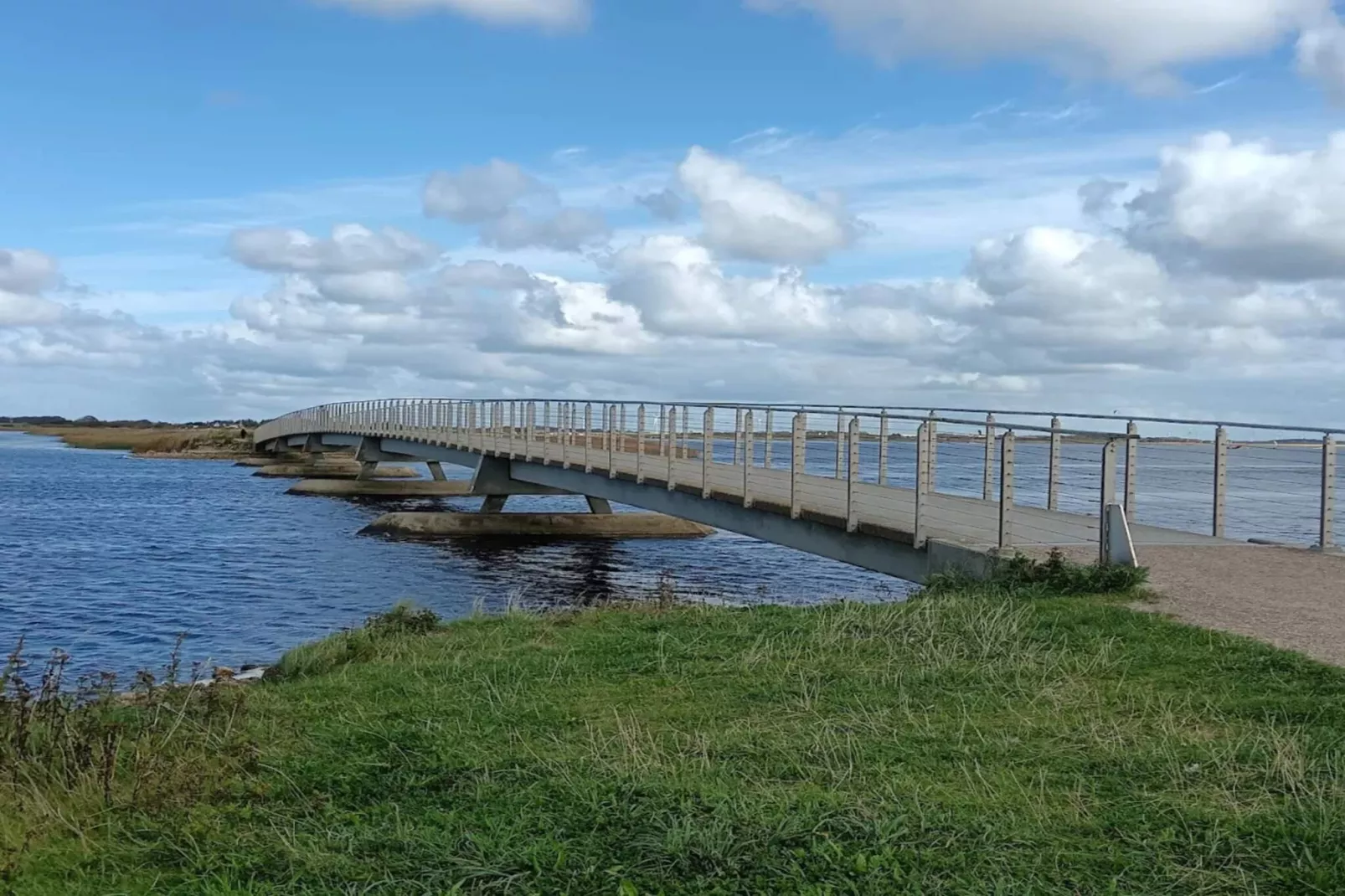 Maison de vacances pour 4 a Ringkøbing-By Traum-Vue sur l'eau