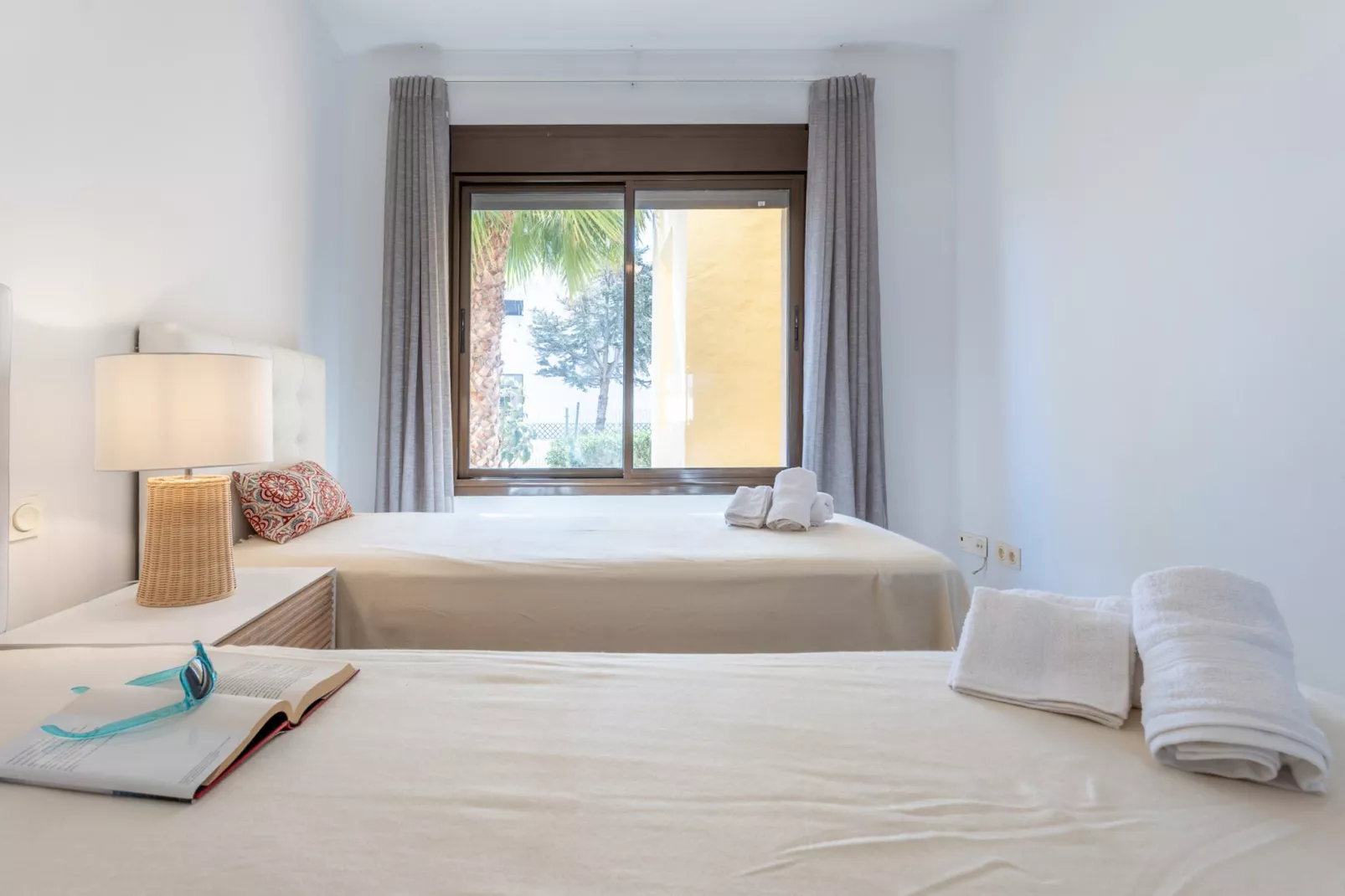 CT 199 HHH - Duquesa Village-Chambre