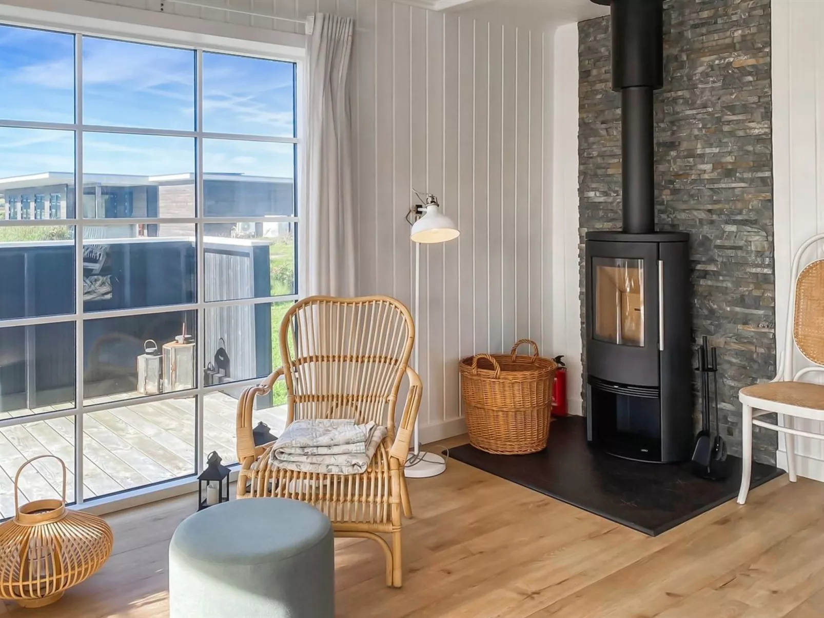 "Sanni" - 225m from the sea-Inside