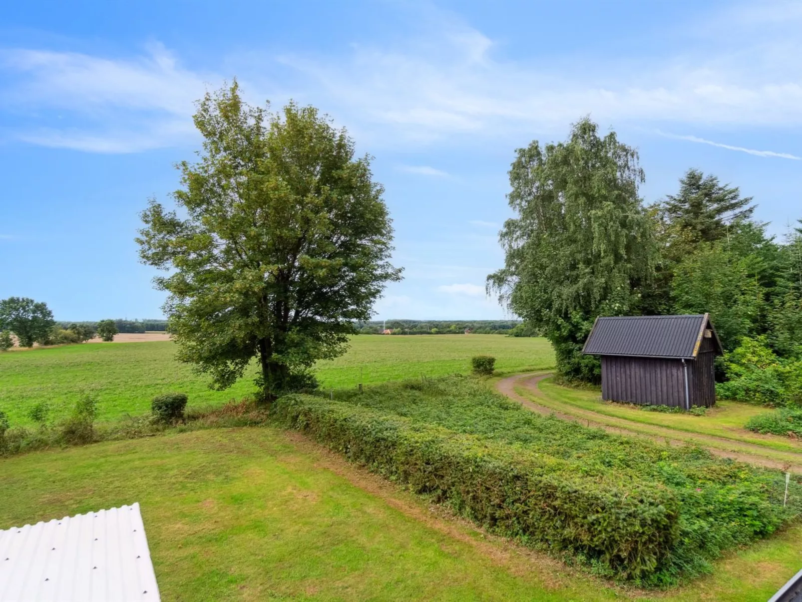 "Thana" - 8km from the sea-Dehors