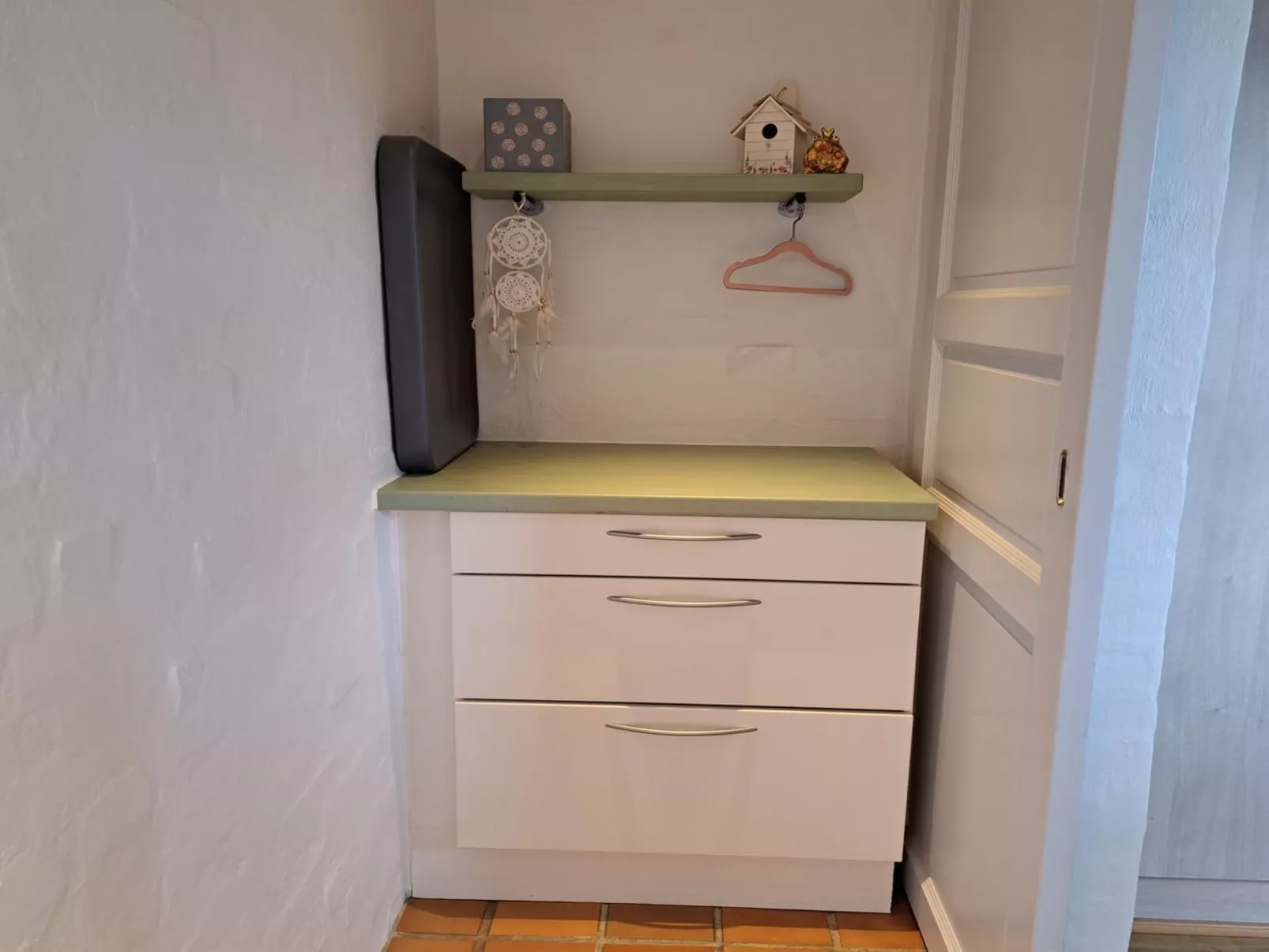 "Falk" - 900m from the sea-Inside