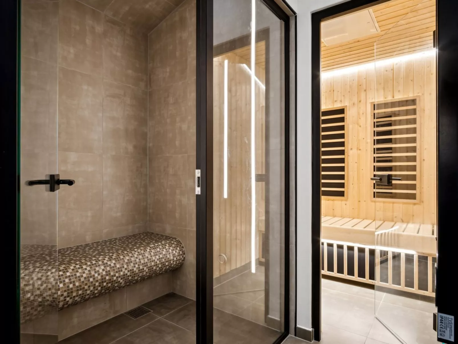 "Jul" - 300m from the sea-Inside