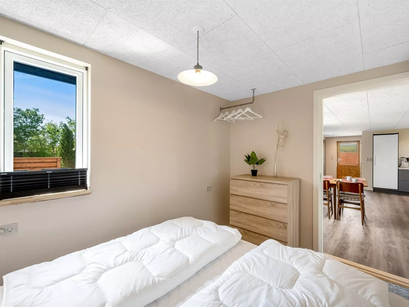 "Eira" - 350m to the fjord-Inside