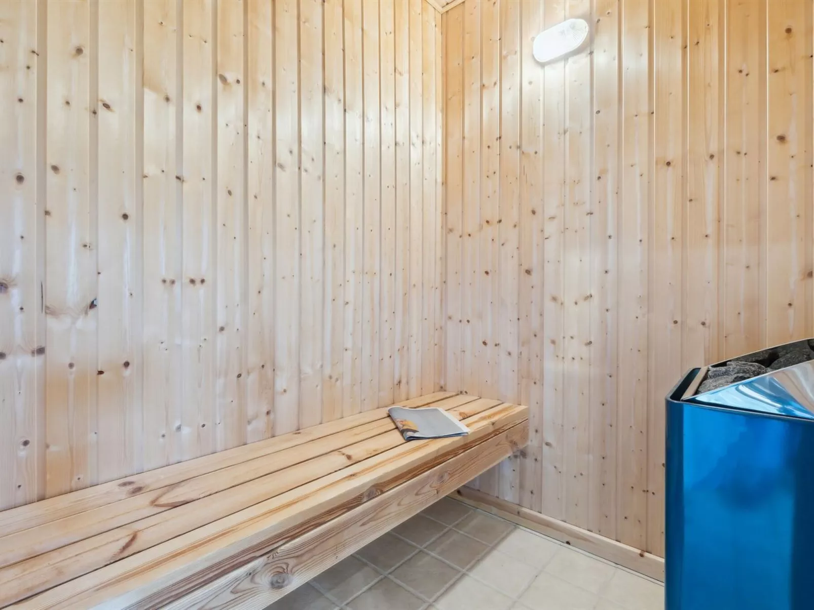 "Miriam" - 400m from the sea-Inside