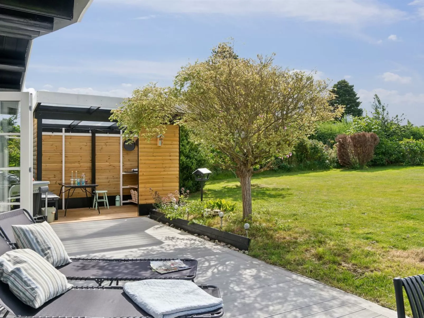 "Jeppe" - 500m from the sea-Draußen